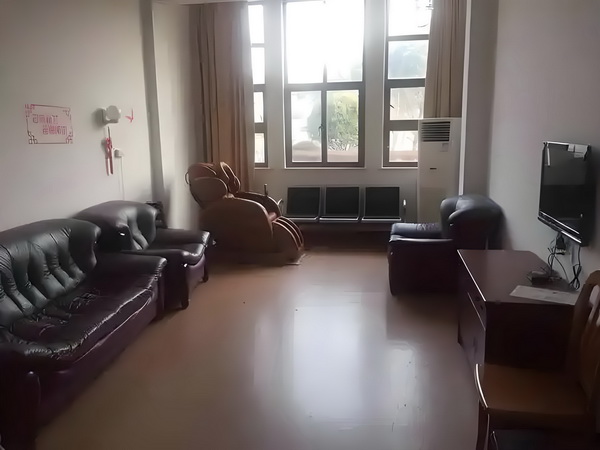 豪门养妇